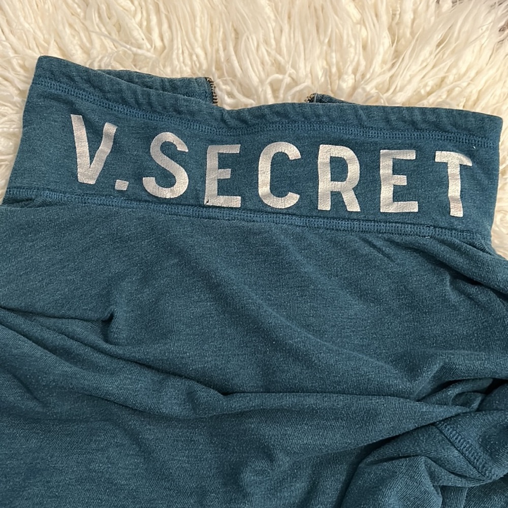 Victoria Secret Brand half zip sweater - Picture 6 of 7